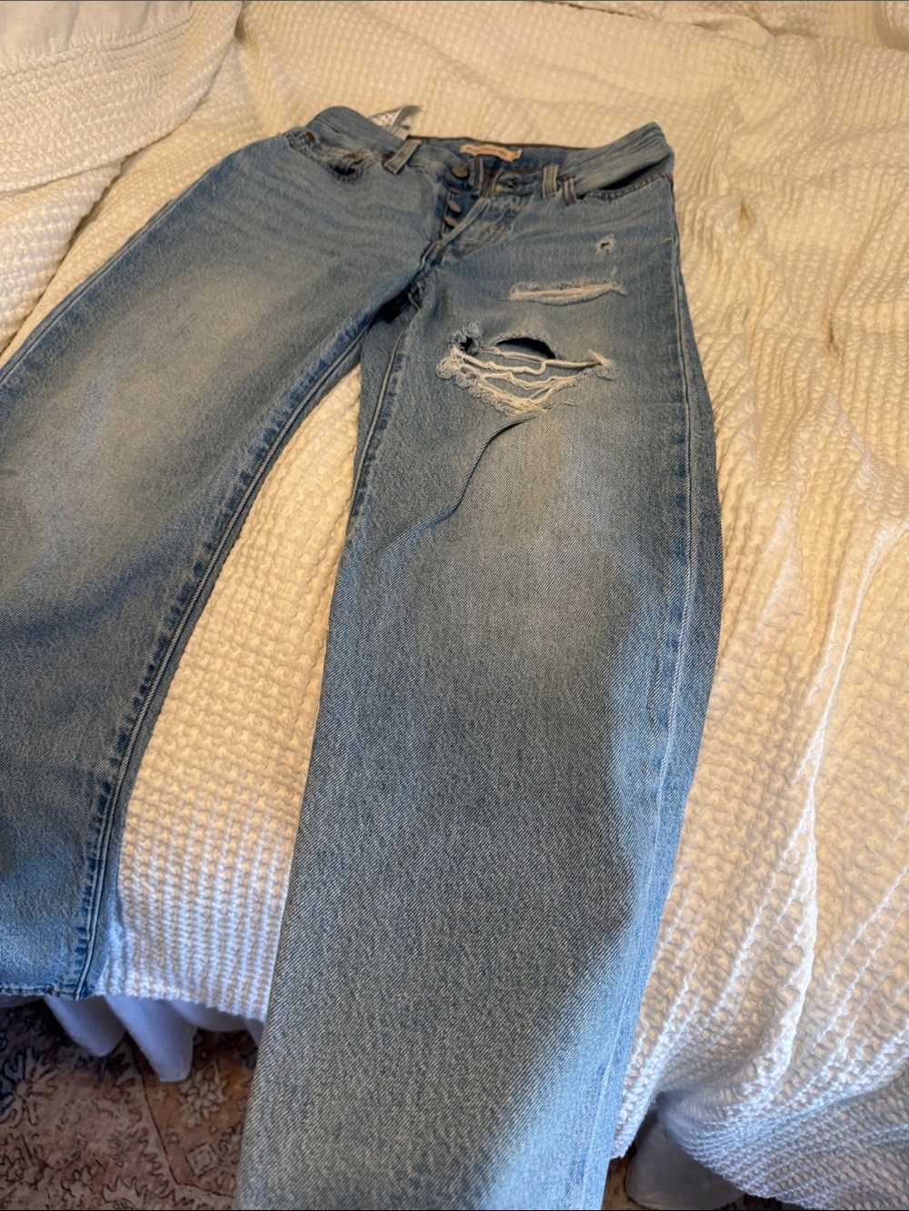 Levi's Light Blue Ribcage Straight Ankle Jeans - Women's - Picture 4 of 6